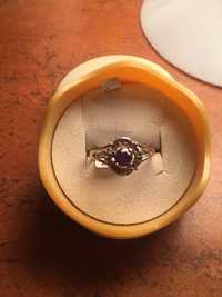 Srebrny pierścionek 925 fioletowa cyrkonia rozm 19
