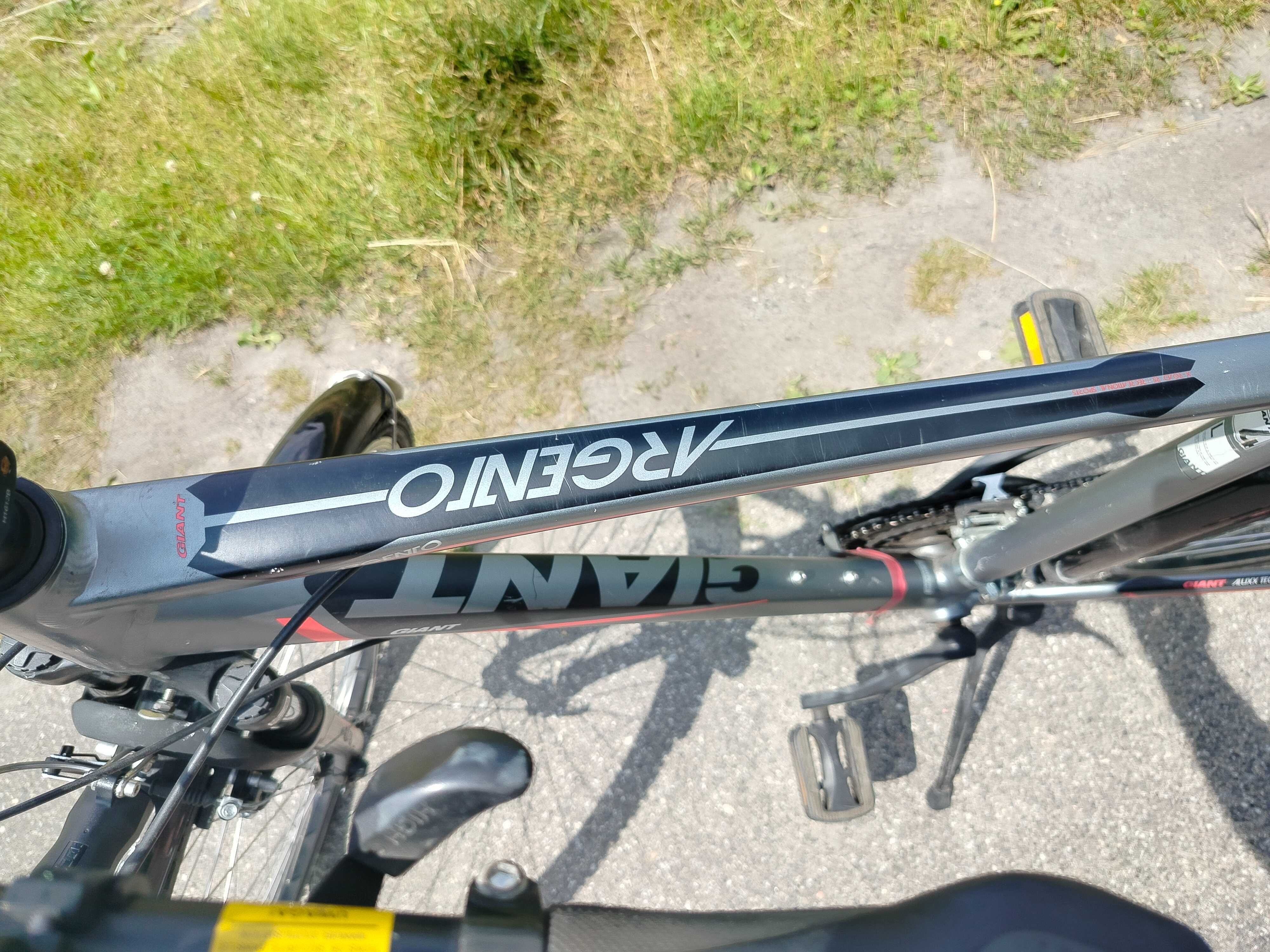 Rower trekkingowy Giant Argento stan bdb