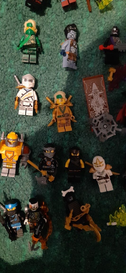 LEGO ninjago figurki wymienię na Star Wars