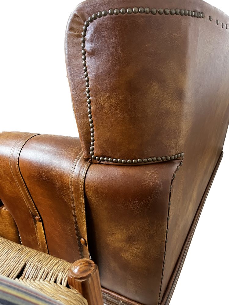 Sofá-cama estilo Chesterfield 3 lugares em pele genuína