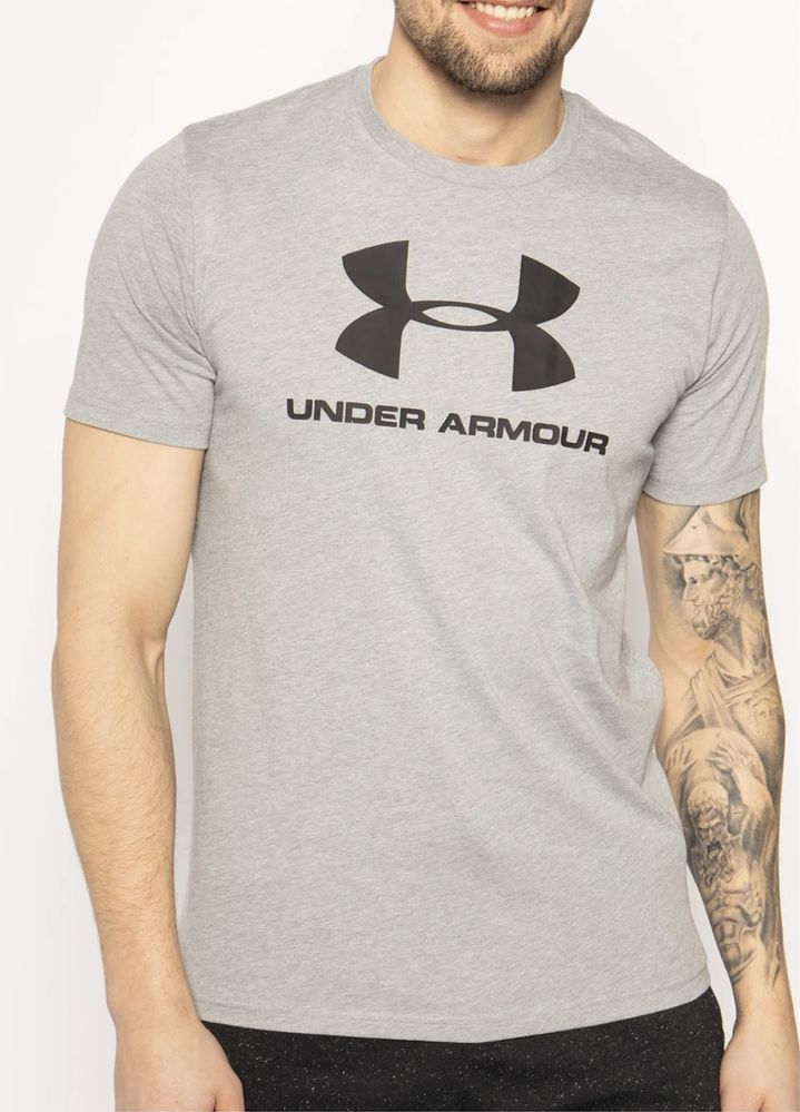 Мужские футболки Under Armour черная белая андер армор