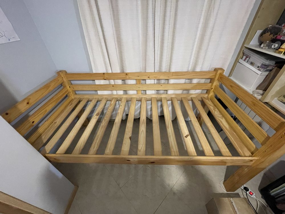 Cama de solteiro