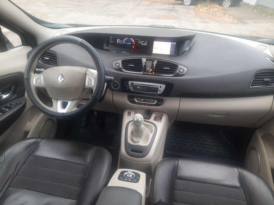 Рено Гранд Сценік 2012р. 1.4 бензин