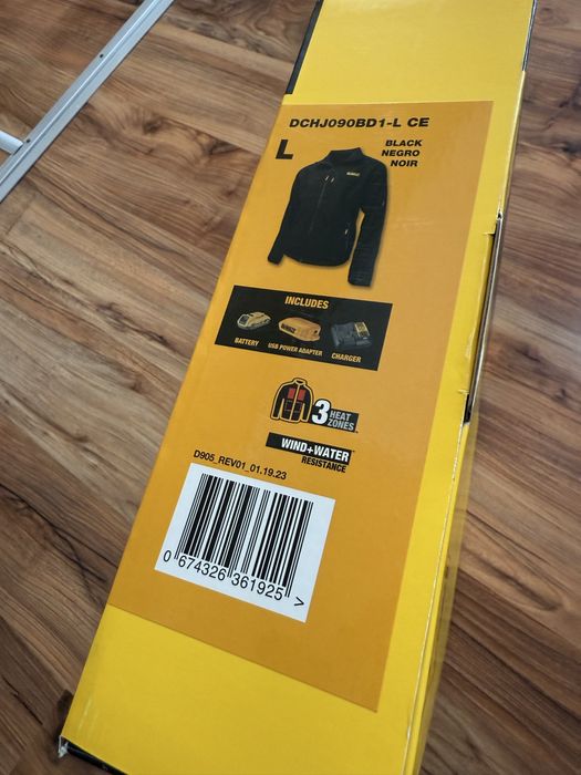 Kurtka podgrzewana Dewalt. DCHJ090BD1M/L