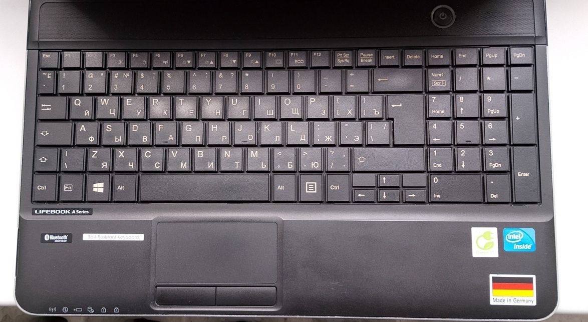 Fujitsu Lifebook AH512 - 15,6" Intel Core i5-3210M до 16Гб DDR3 SSD