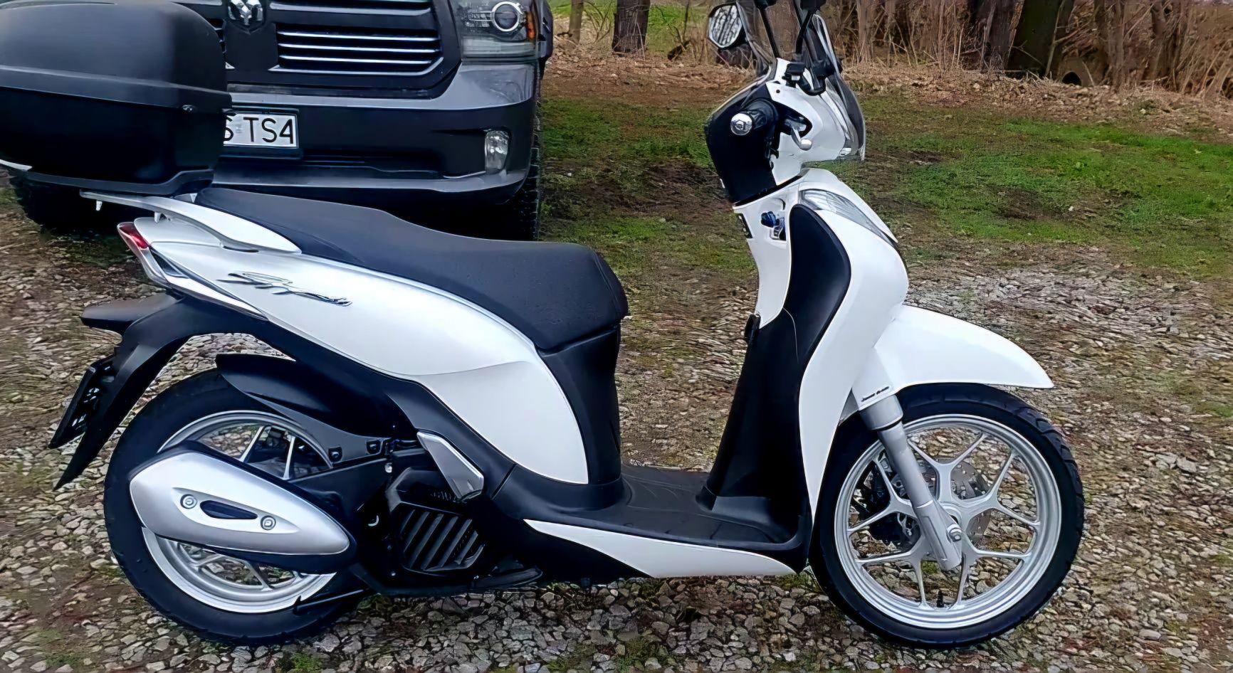 SH 125 cbs kat B niski przebieg podobny do x max 125 x 8 125 vespa 125