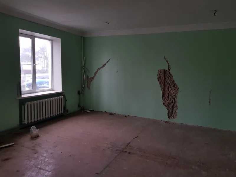 Нежитлове приміщення, 114,7 кв. м, вул. Героїв України, 13