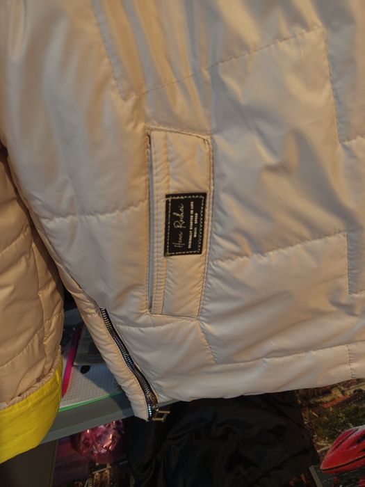 Продам  женскую куртку