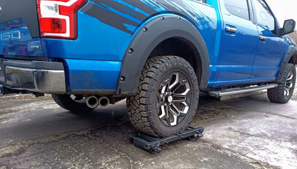 Подкат подкатная тележка для поврежденного колеса Эвакуатор СТО