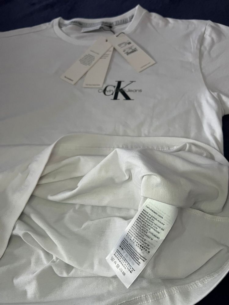 T-shirt Calvin Klein