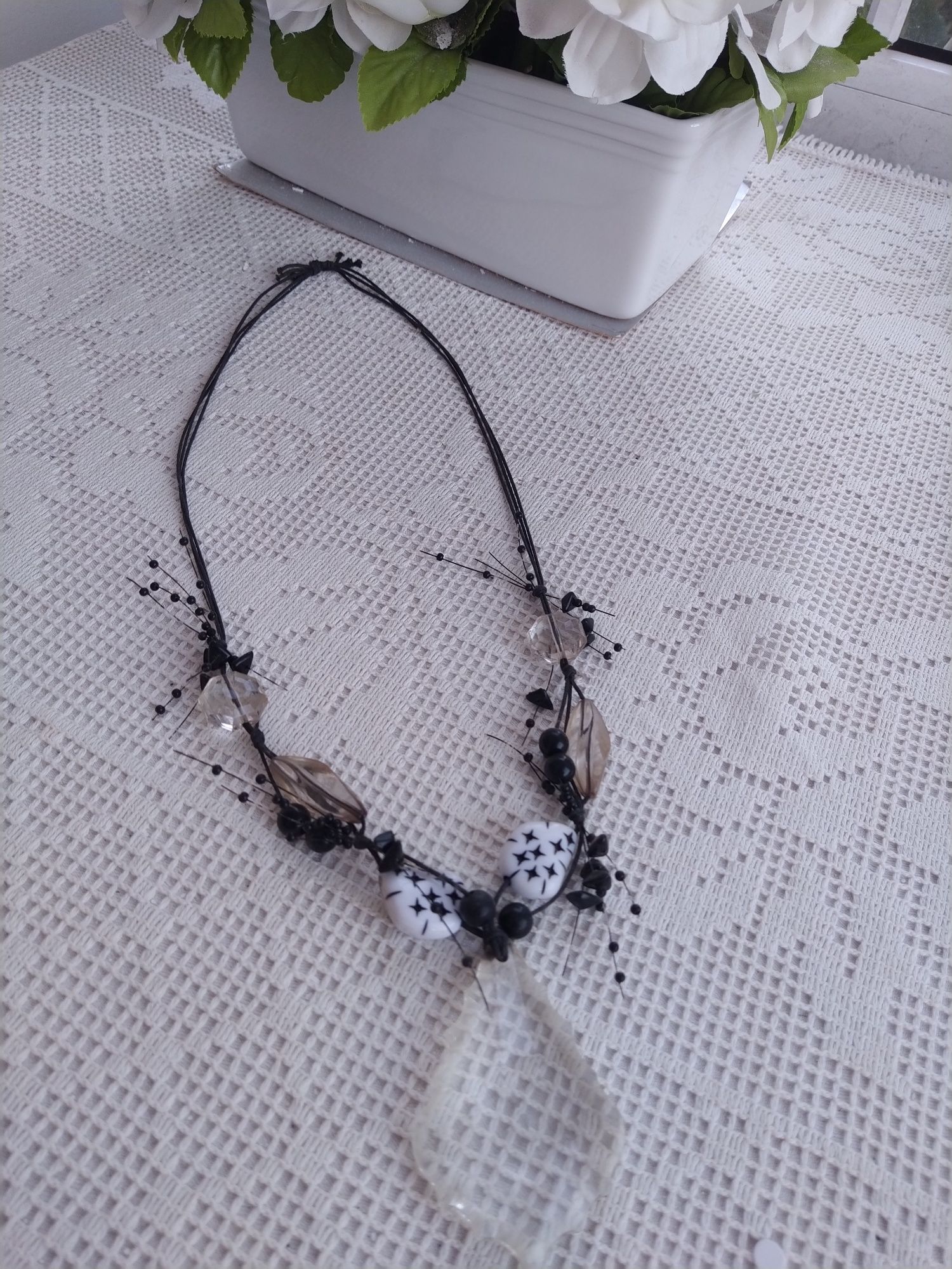 Colar comprido estilo étnico, original e bonito