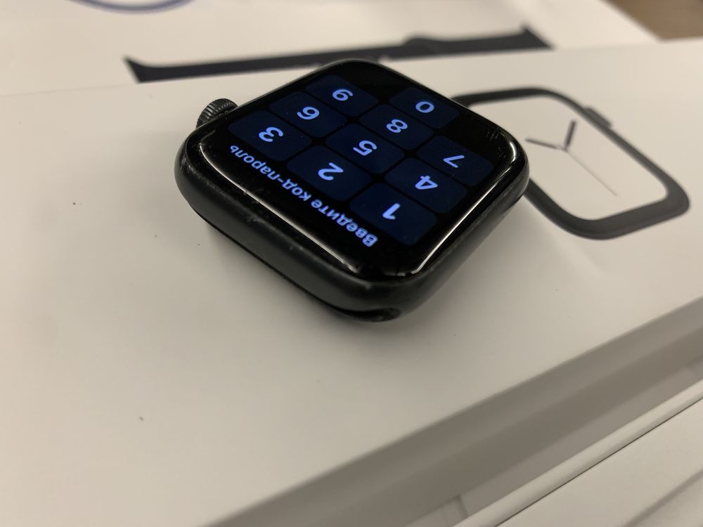 Apple watch series 4 44mm Space Grey