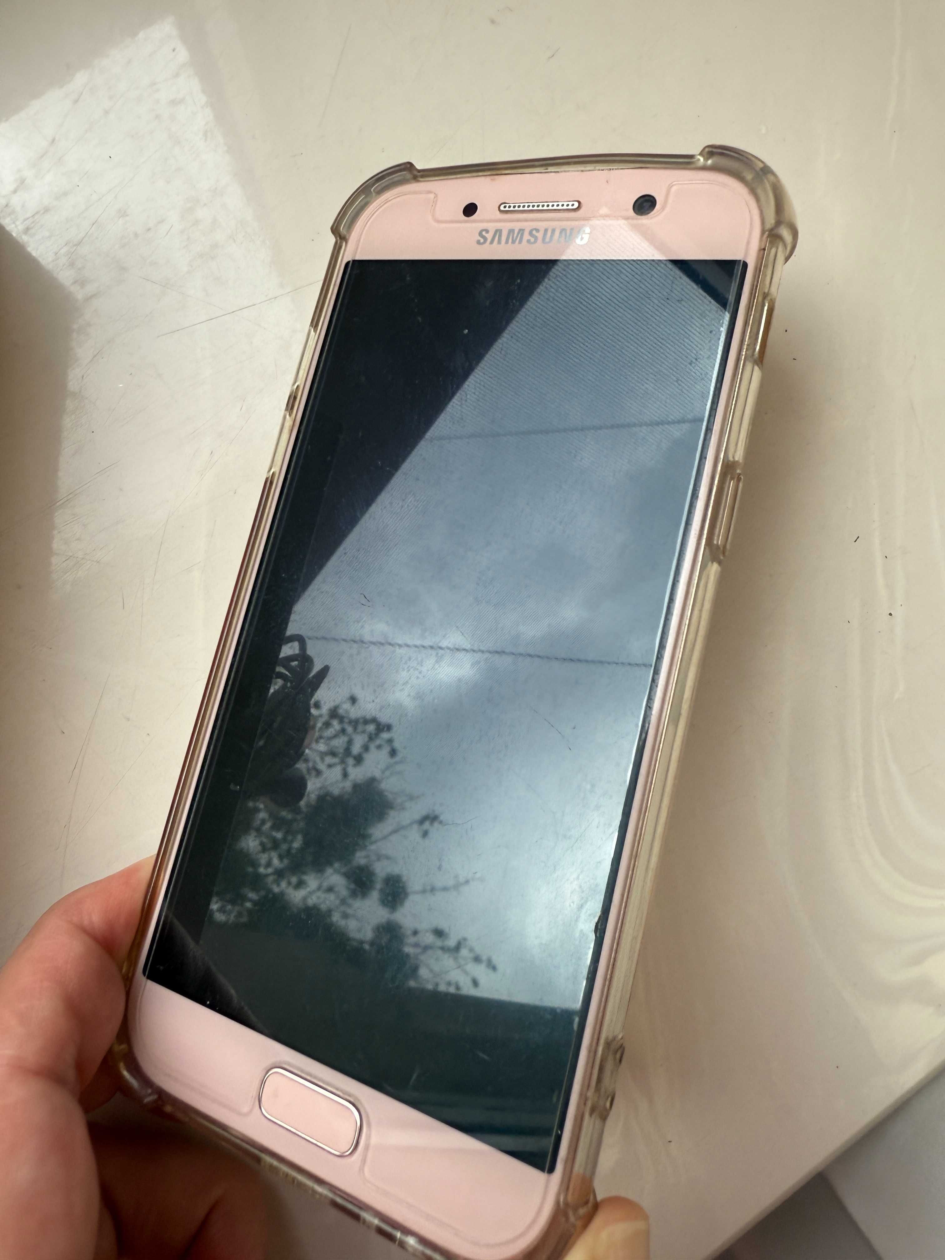 Телефон Samsung Galaxy A5 (2017) SM-A520F 32Gb Gold Рожевий розовый