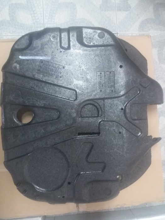 Mercedes SLK SLC R172   Compartimento de Ferramentas