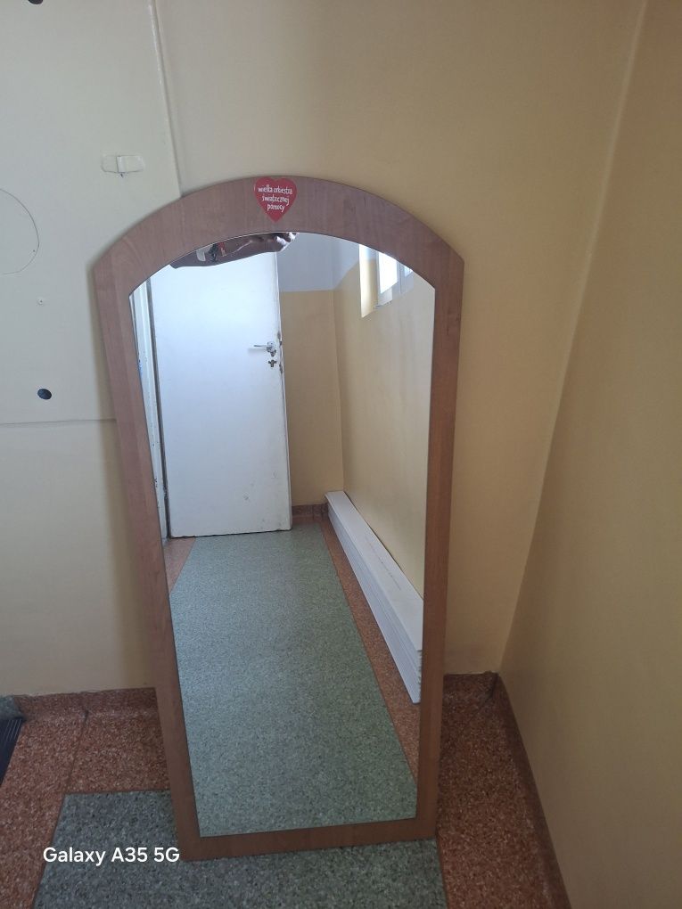 Lustro na przedpokój