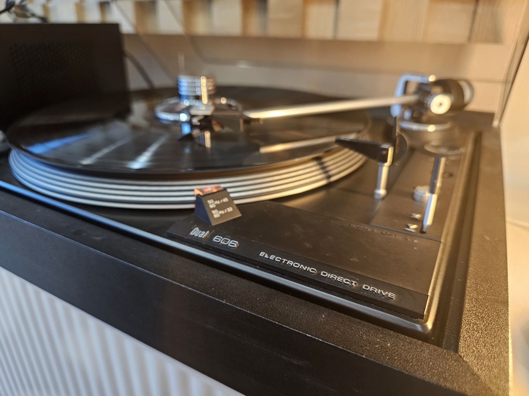 Gramofon Dual cs 606 direct drive