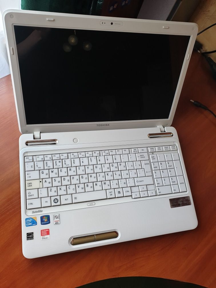 Ноутбук Toshiba Satellite L 655 - 19k