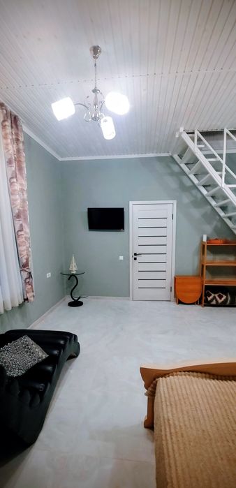 СВАЛЯВА подобово та тривало оренда  будинку