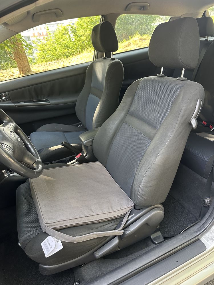Toyota Corolla E12 2005