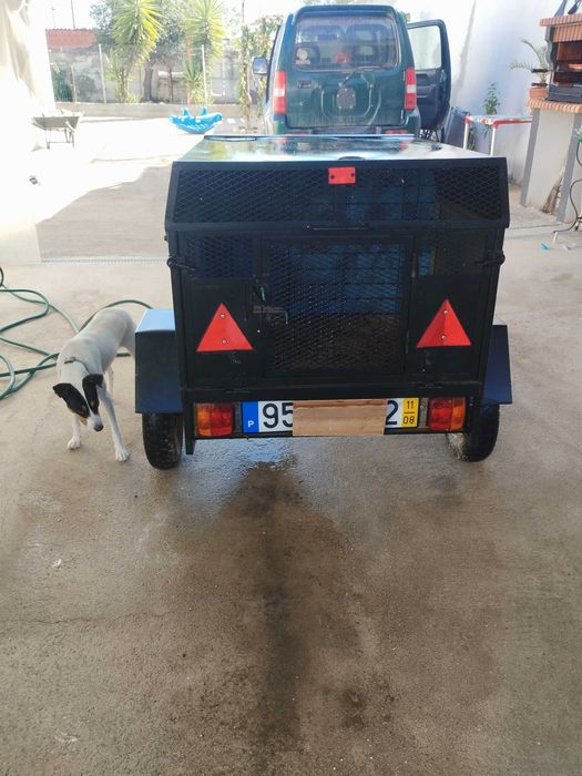 Atrelado transporte de cães