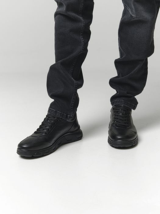 Кросівки Польского бренду