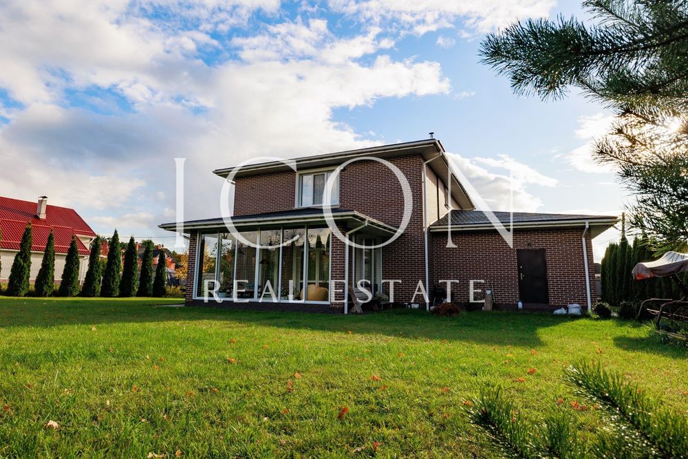 Продаж будинку |253 м²| Хотів