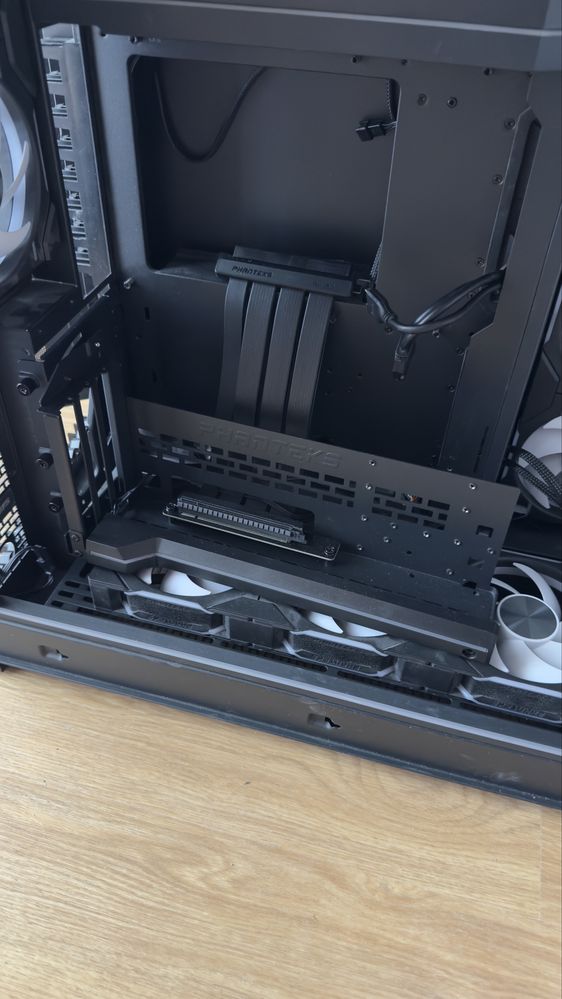 Caixa panteks NV7 com ventoinhas, suporte GPU, barra drgb