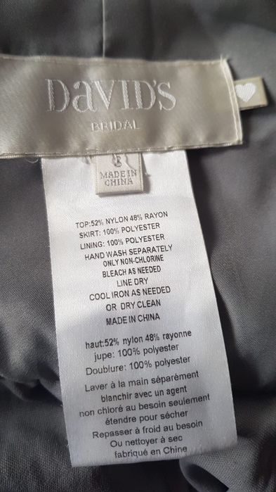 David's Bridal szara sukienka wizytowa