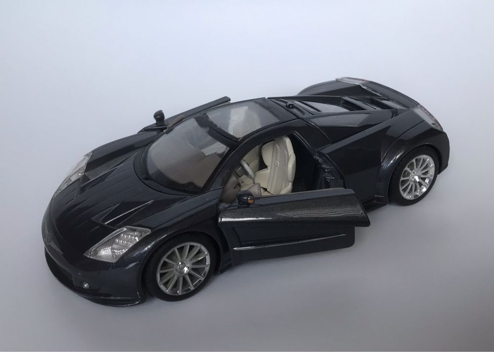 Машинка Chrysler ME Four Twelve Maisto 1/24 в гарному стані