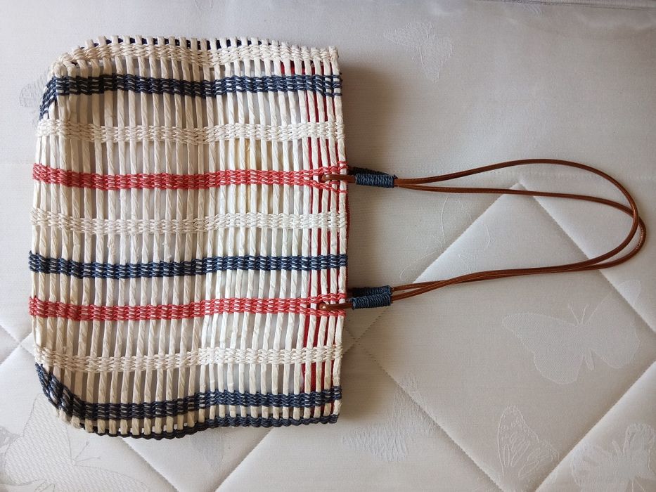 Mala azul/vermelho/bege