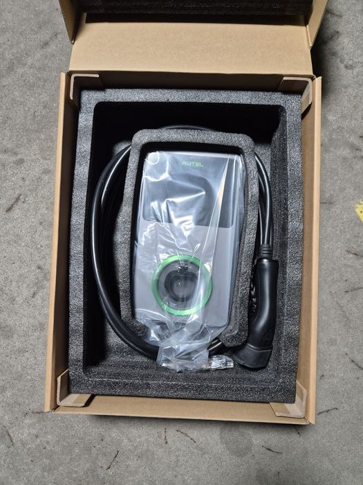 Nowy Wallbox/ładowarka/stacja Autel Maxi EU AC W11-C5-DG/11KW/Cable/5M