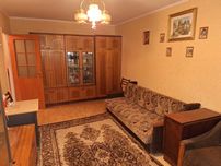 l Продається однокімнатна квартира в Центрі