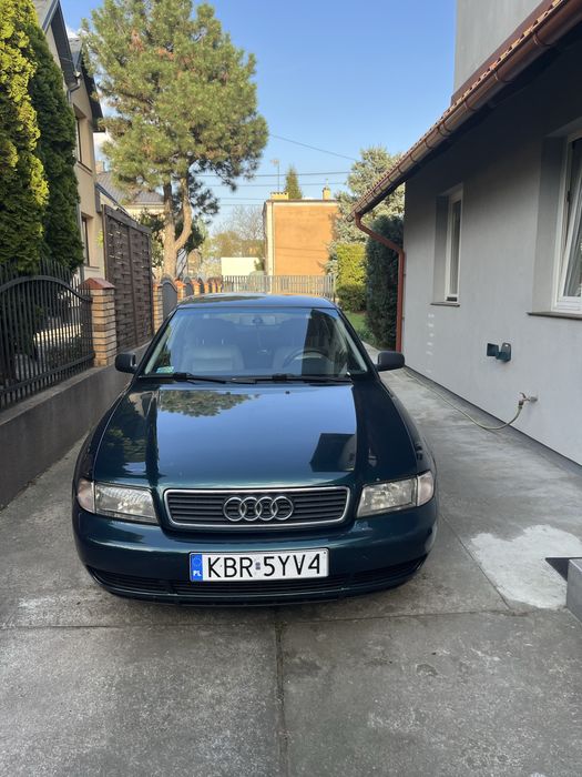 Audi a4 b5 1.8 benzyna automat
