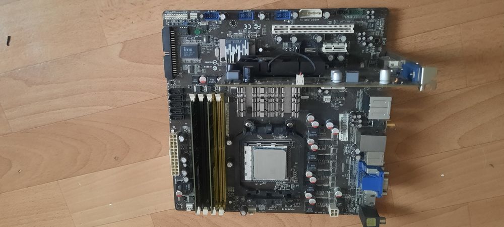 Продам amd athlon 2 am2 комплект материнки