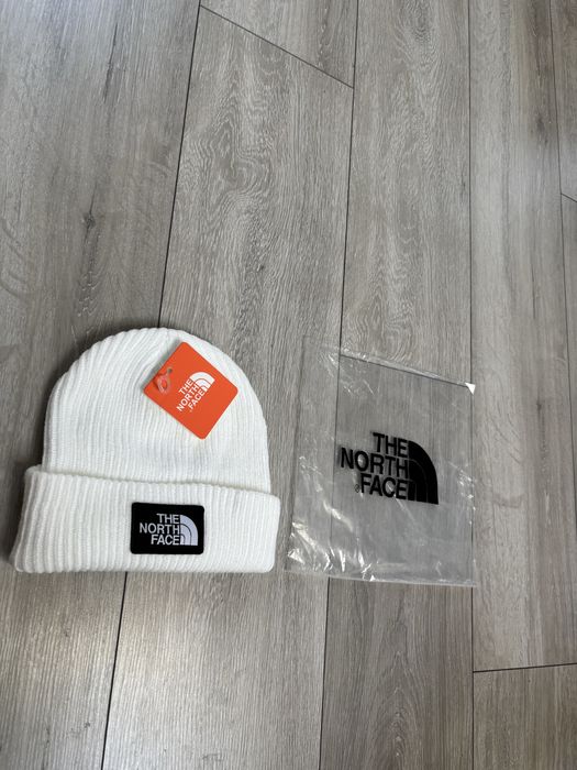 Biala czapka zimowa The North Face, nowa, uniwersalna, unisex