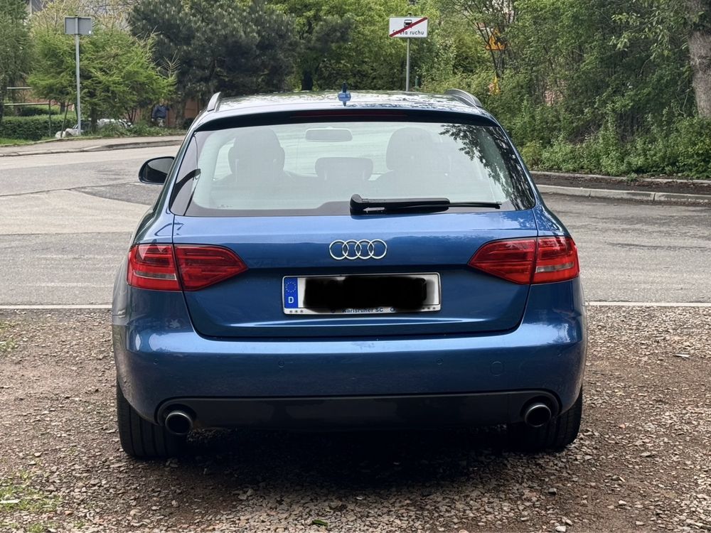 Audi a4 b8 2.0 benzyna 180 km z Niemiec ksiazka serwisowa alu led