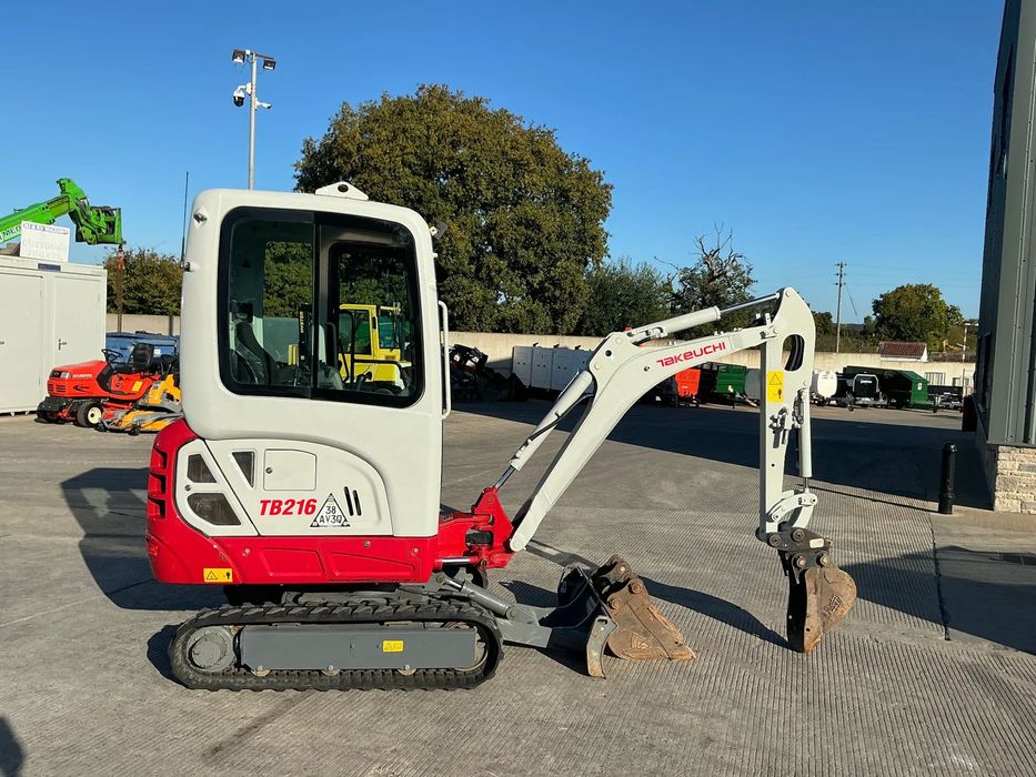 Takeuchi TB216  Koparka gąsienicowa Takeuchi TB216 2019r Cena Netto 76000PLN
