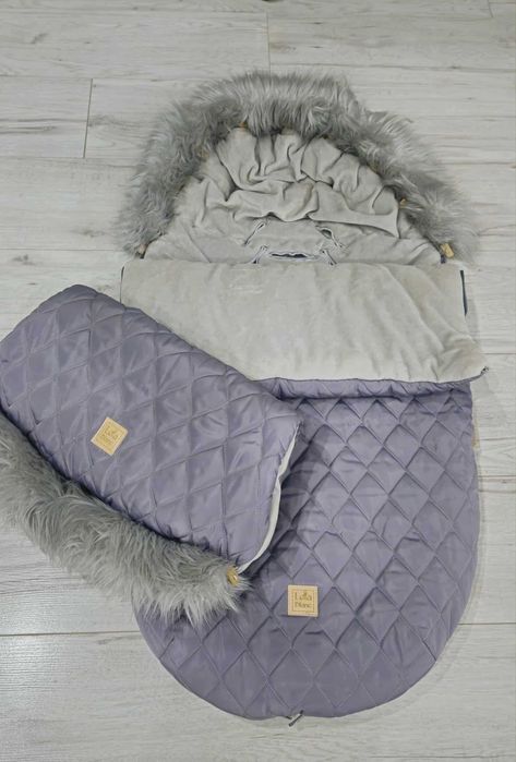 Śpiworek do spacerówki z mufka