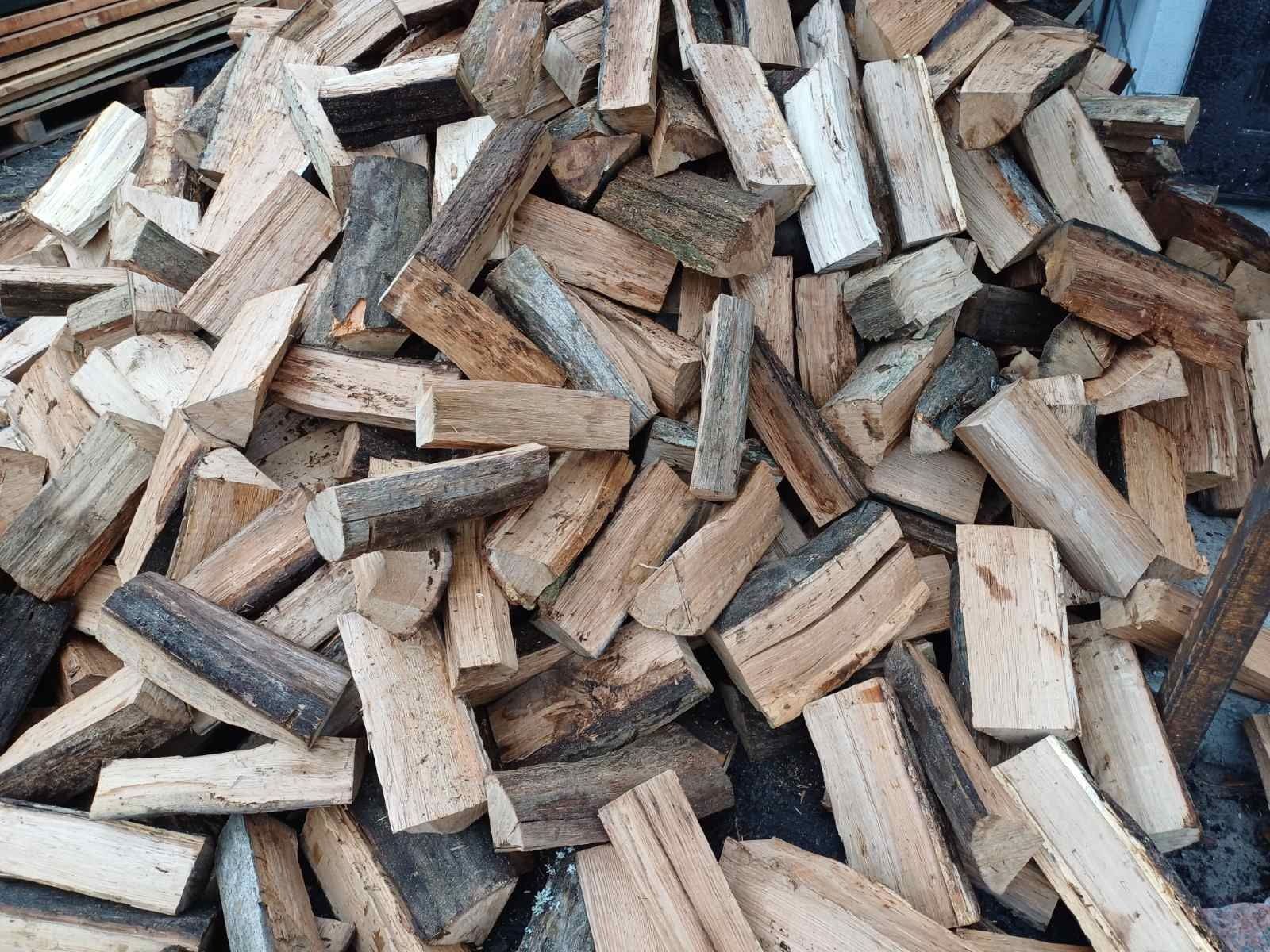 Дрова колоті різних пород