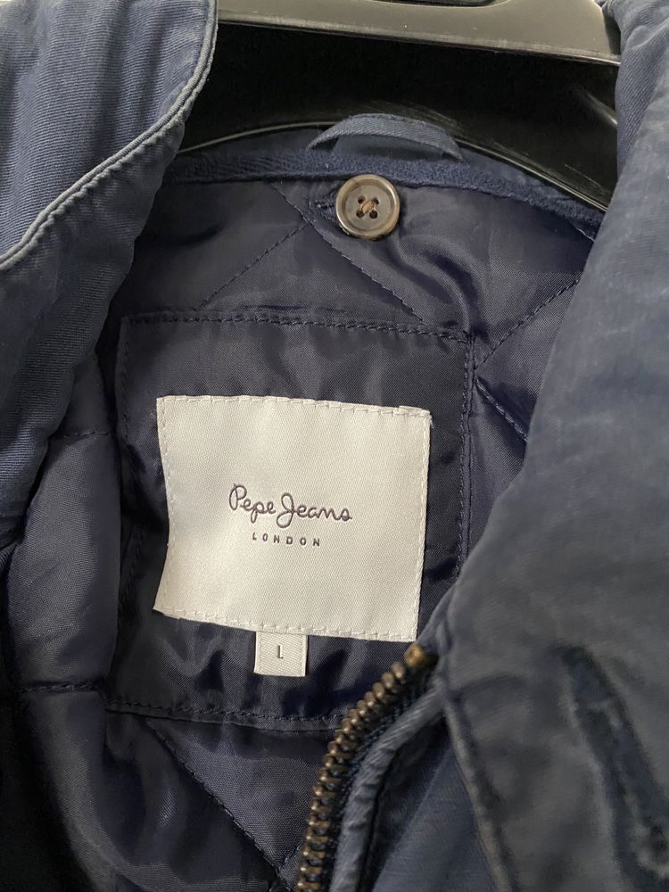 Casaco Pepe Jeans L com interior removível