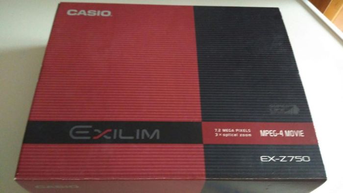 Digital Máquina Fotográfica Casio EX-Z750