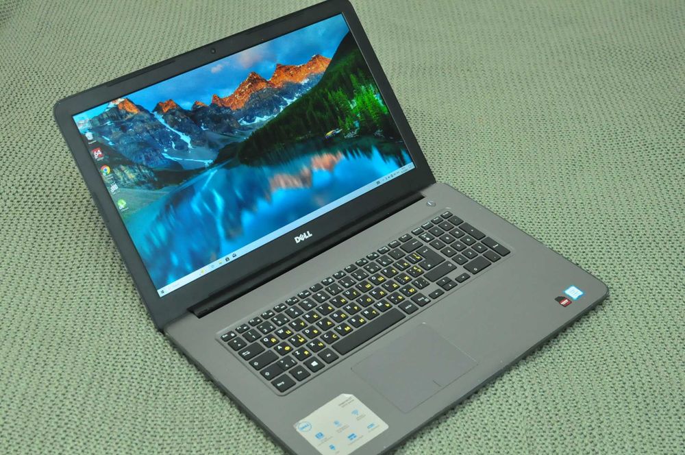 Игровой Ноутбук Dell 17p32  (Core i7/ 8Gb/1000Gb /Radeon -2Gb)