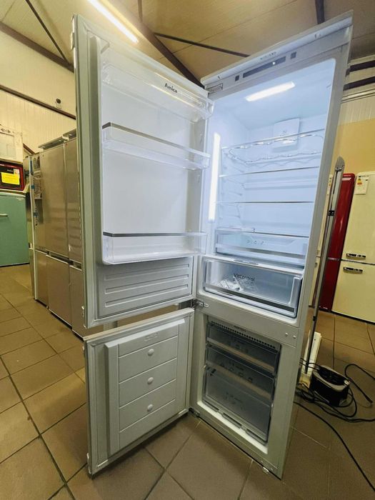 Lodówka Amica do zabudowy 177 cm / No Frost / Gwarancja / Transport!