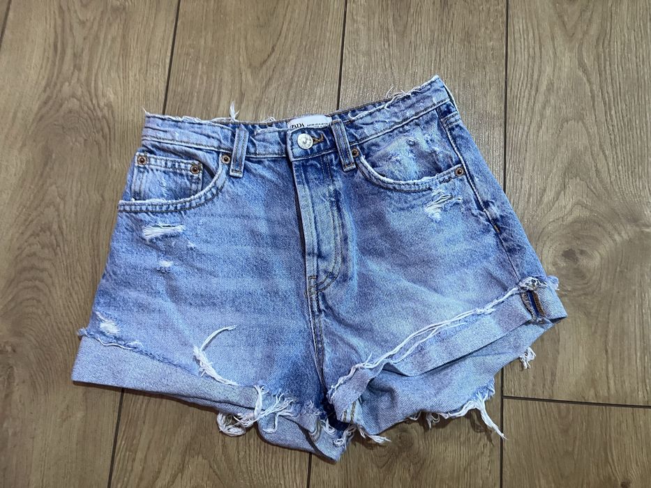 Джинсові шорти Zara, розмір 36