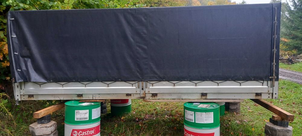 Zabudowa orginalna  aluminiowa  iveco pasuje do wszystkich dostawczych