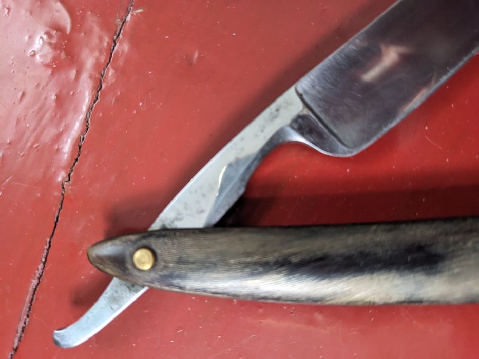 Чудова бритва Joseph Elliot