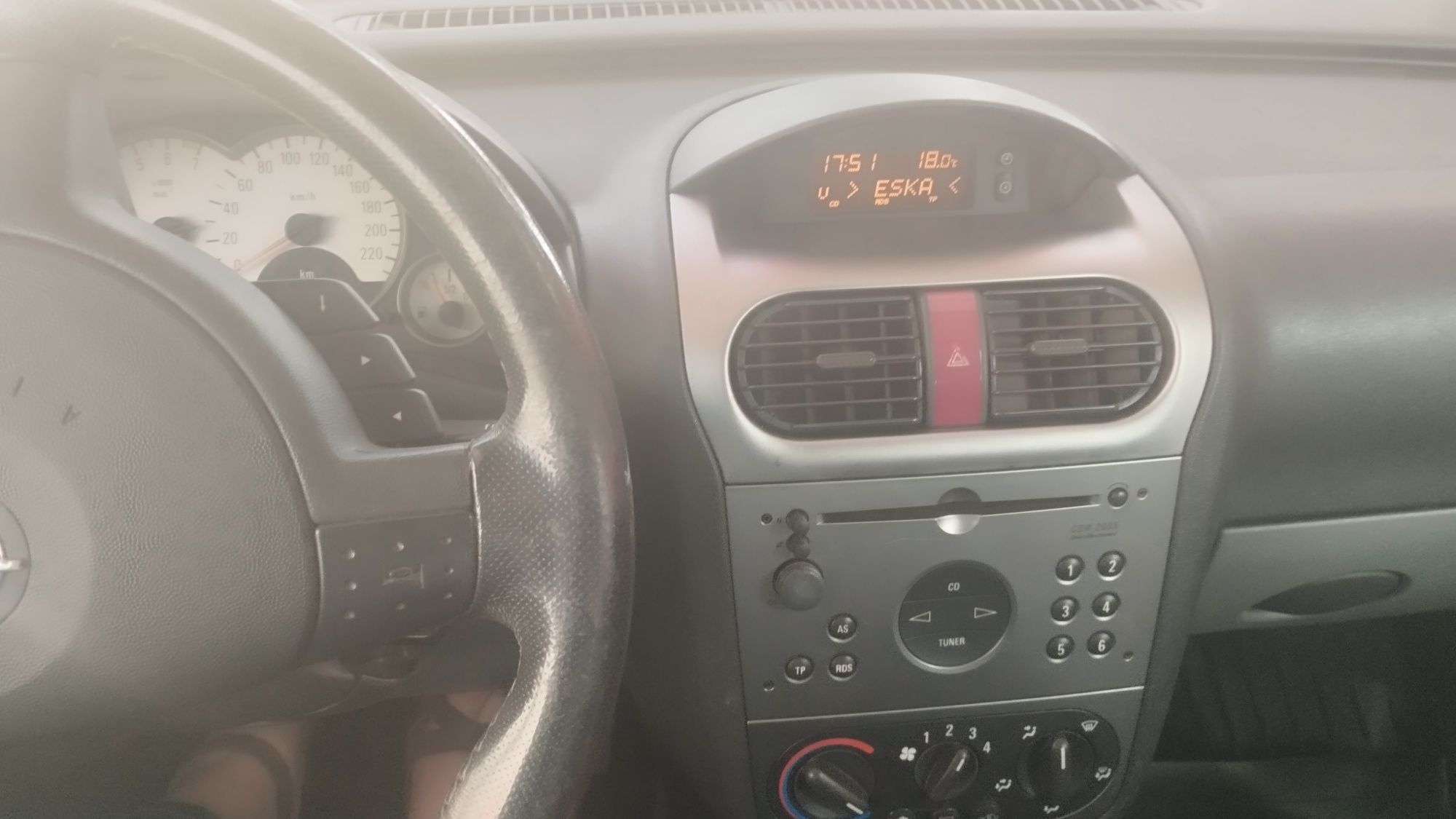 Sprzedam Opel Corsa C 1,2 2001 r.