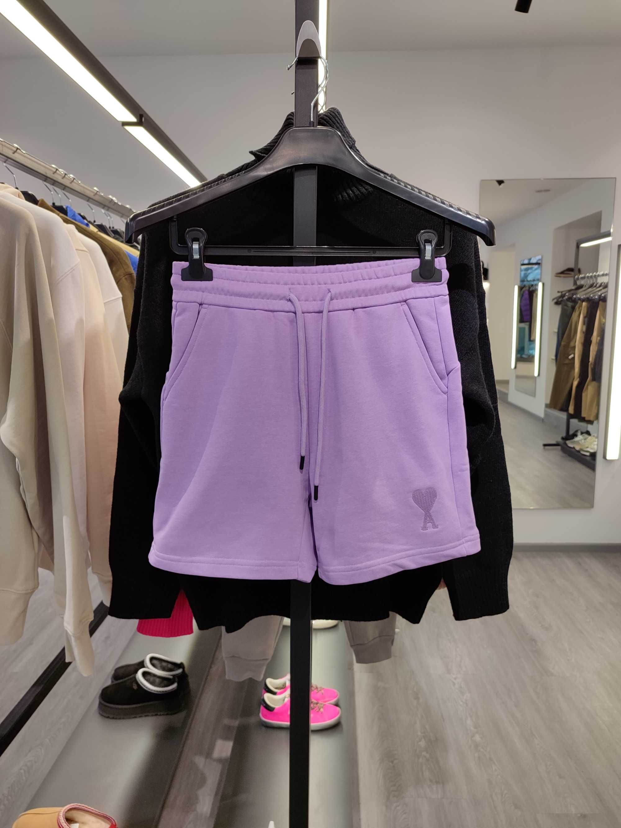 Шорти AMI Paris Cotton Shortened Shorts Purple