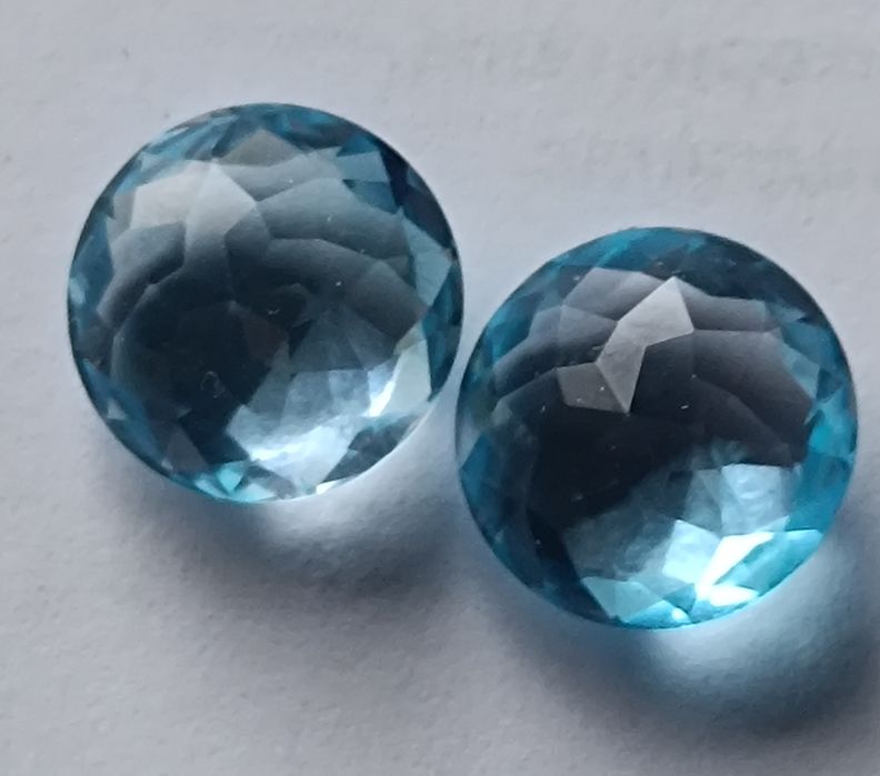 топаз камень (2шт)