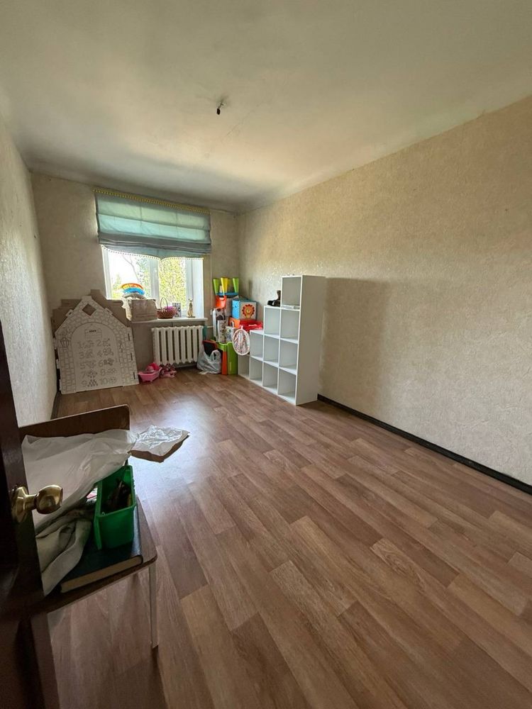 Продам трешку киевку